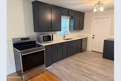 110 N Warren Street, Greenville, NC 27858 - Photo 7