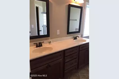 1632 Cambria Drive #B, Greenville, NC 27834 - Photo 15