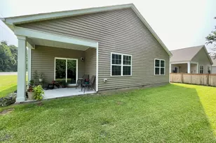 200 Gabrielle St, New Bern, NC 28560 - Photo 27