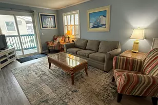 1404 Canal Dr, Carolina Beach, NC 28428 - Photo 3