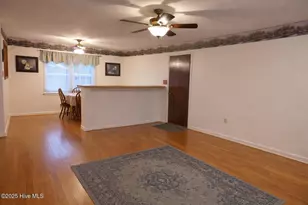 200 Carolina Dr, Jacksonville, NC 28546 - Photo 9