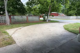 219 Fourth St, Ayden, NC 28513 - Photo 3