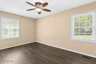 813 Rosemary St, Erwin, NC 28339 - Photo 15