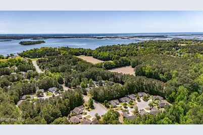 901 Meadowbrook S #Unit 901, Swansboro, NC 28584 - Photo 43