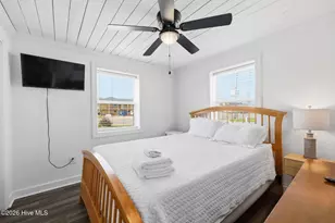 100 E Bogue Sound Dr, Atlantic Beach, NC 28512 - Photo 23