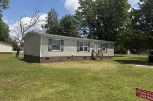 211 Tyson St, Winterville, NC 28590 - Photo 1