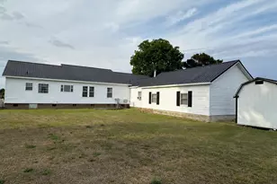 1198 Kenan Weeks Rd, Newton Grove, NC 28366 - Photo 5