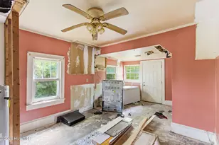 618 S 11th St, Wilmington, NC 28401 - Photo 9