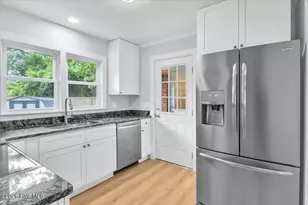 203 Sunnyvale Dr, Wilmington, NC 28412 - Photo 9