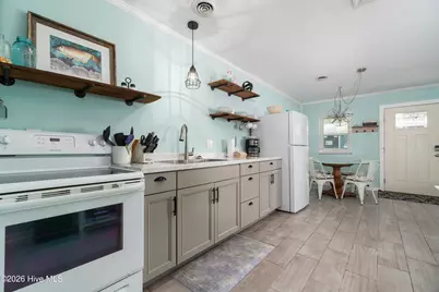207 E Terminal Boulevard, Atlantic Beach, NC 28512 - Photo 11