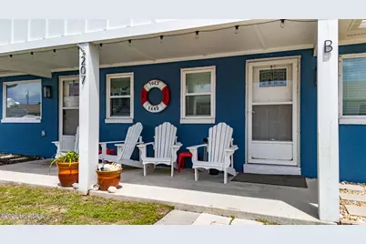 207 E Terminal Boulevard, Atlantic Beach, NC 28512 - Photo 3