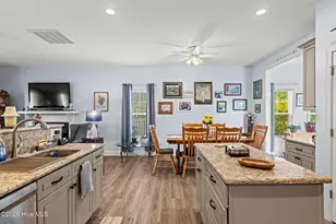 231 Admiral Ct, Sneads Ferry, NC 28460 - Photo 11