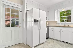 2104 Charles Blvd, Greenville, NC 27858 - Photo 37