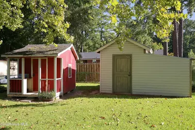 2104 Charles Boulevard, Greenville, NC 27858 - Photo 23