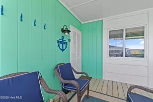 1068 Ocean Blvd W, Holden Beach, NC 28462 - Photo 11