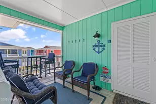 1068 Ocean Blvd W, Holden Beach, NC 28462 - Photo 7