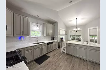 304 Weatherford Drive, Jacksonville, NC 28540 - Photo 23
