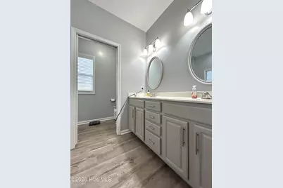 304 Weatherford Drive, Jacksonville, NC 28540 - Photo 35