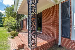 1801 E Azalea Dr, Goldsboro, NC 27530 - Photo 3