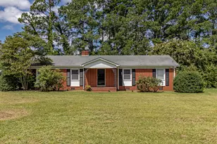 1801 E Azalea Dr, Goldsboro, NC 27530 - Photo 1