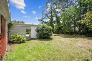 1801 E Azalea Dr, Goldsboro, NC 27530 - Photo 9