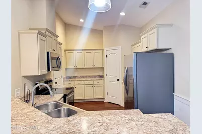 2301 Sweet Bay Drive #B, Greenville, NC 27834 - Photo 3