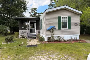 121 S Smith St, Holly Ridge, NC 28445 - Photo 5