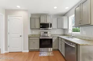 6104 Blueray Dr, Leland, NC 28451 - Photo 15