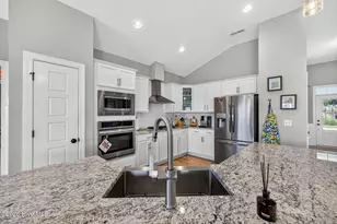 5646 Claremont Ct, Wilmington, NC 28409 - Photo 7