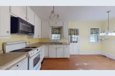 205 W Purvis Street, Robersonville, NC 27871 - Photo 27