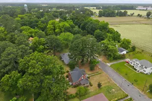 205 W Purvis St, Robersonville, NC 27871 - Photo 15