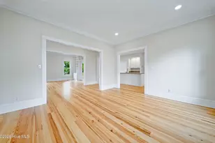 301 W Gale St, Edenton, NC 27932 - Photo 11