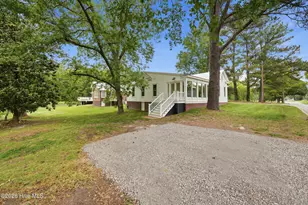 301 W Gale St, Edenton, NC 27932 - Photo 23