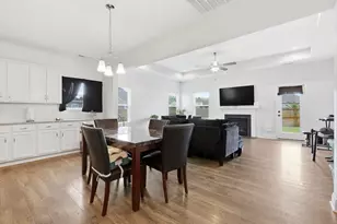 903 Courthouse Xing, Jacksonville, NC 28546 - Photo 17