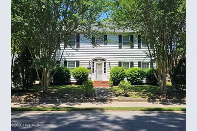 605 W Cutchin Street, Clinton, NC 28328 - Photo 1