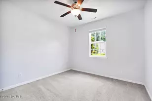 203 J Belton Ct, Sneads Ferry, NC 28460 - Photo 19