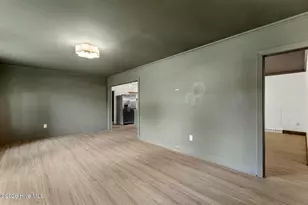 310 E Cliff St, Wallace, NC 28466 - Photo 7