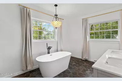 310 E Cliff Street, Wallace, NC 28466 - Photo 29