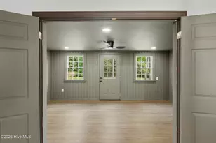 310 E Cliff St, Wallace, NC 28466 - Photo 23