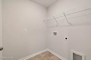 211 Phoenix Dr, Bunnlevel, NC 28323 - Photo 29