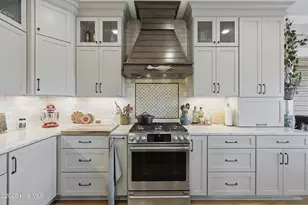 105 Knotts Landing Ln, Knotts Island, NC 27950 - Photo 5