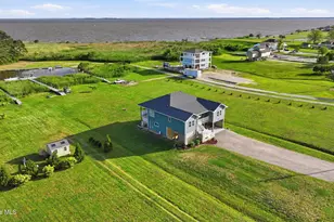 105 Knotts Landing Ln, Knotts Island, NC 27950 - Photo 3