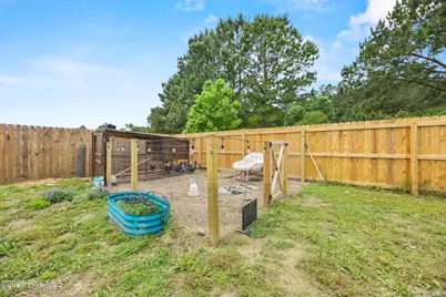309 Belgian Court, Richlands, NC 28574 - Photo 29