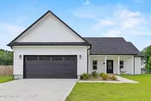 309 Belgian Ct, Richlands, NC 28574 - Photo 3