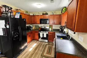 95 Pollard Dr, Jacksonville, NC 28540 - Photo 7