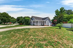 4148 Willow Haven Ct, Raleigh, NC 27616 - Photo 5
