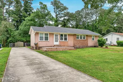12 Barksdale Drive, Jacksonville, NC 28540 - Photo 3