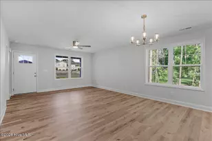 303 N West St, Roseboro, NC 28382 - Photo 9