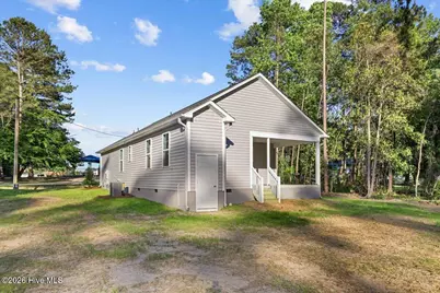 303 N West Street, Roseboro, NC 28382 - Photo 31
