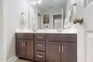 206 N Stingray Ln, Sneads Ferry, NC 28460 - Photo 5